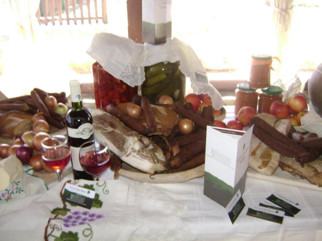 Pension Casa Natura Baile Herculane Bagian luar foto